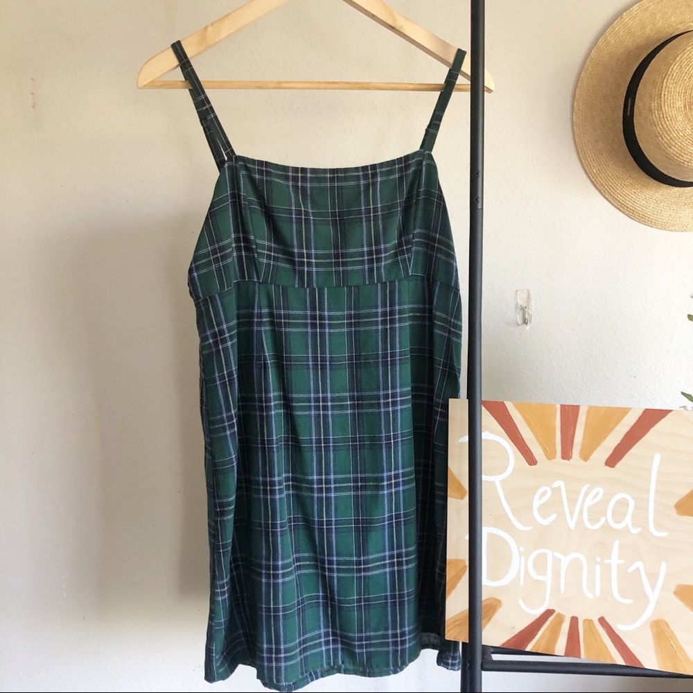 UO Straight Neck Green Plaid Mini Dress Sz.4 - Picture 4 of 13
